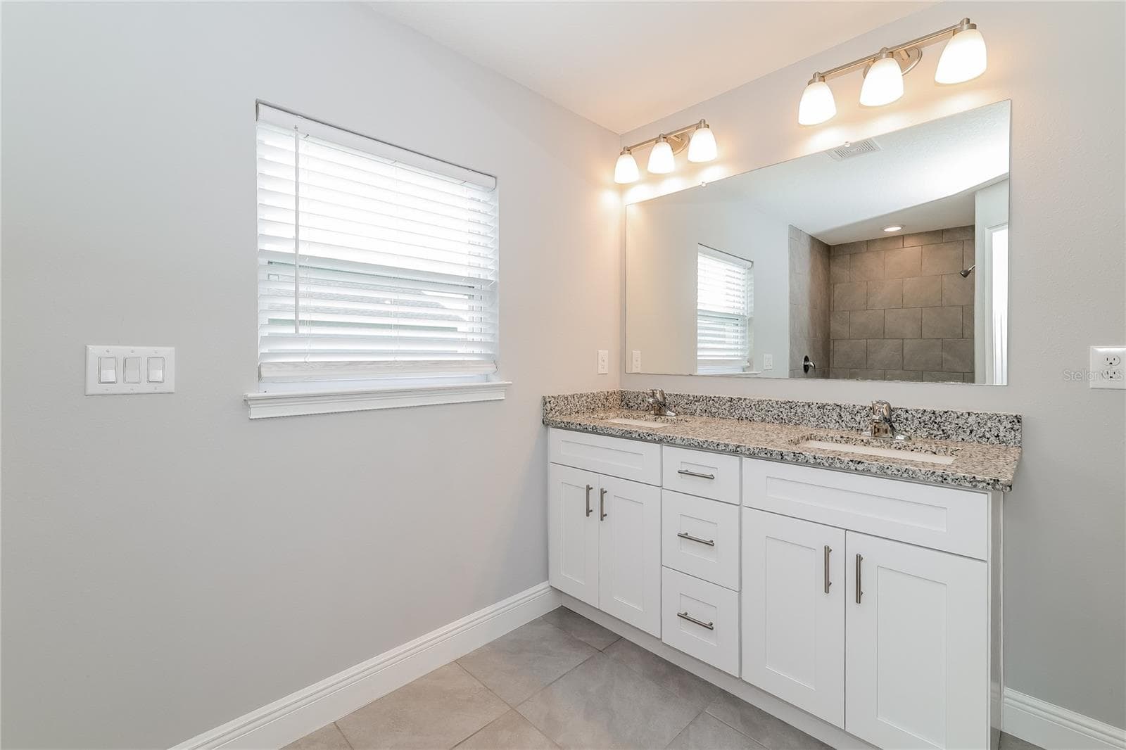 Single Family Residence at 280 BECKENHAM DR, KISSIMMEE, photo 12 of 15