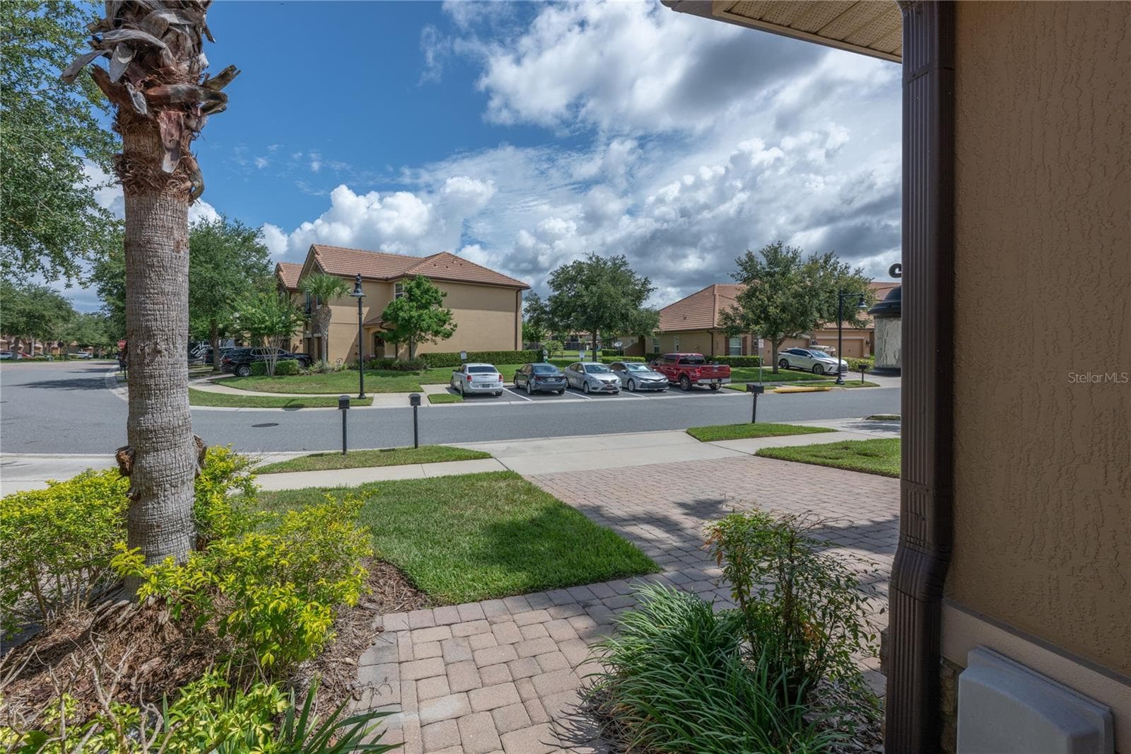 View from the walkway - 10751 BELFRY CIR, ORLANDO