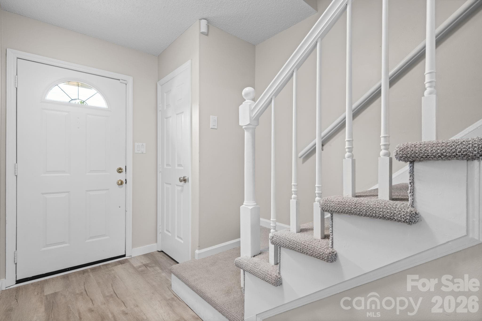 Townhouse at Hickory, photo 2 of 29