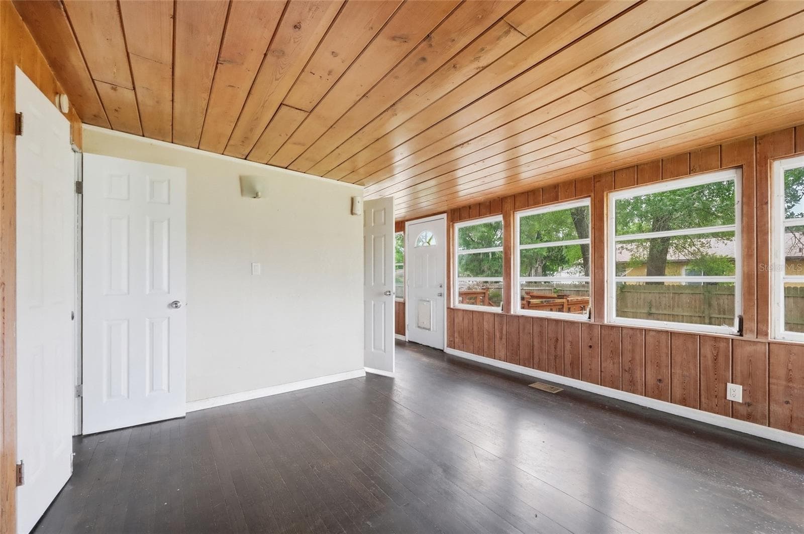 Single Family Residence at 1881 COTTONWOOD ST, ORANGE CITY, photo 10 of 26