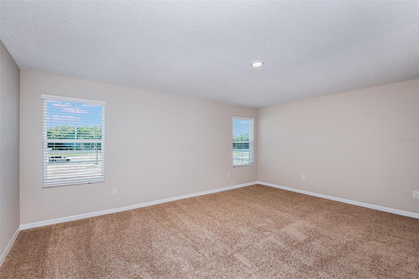 Single Family Residence at 33647 NOBLE CREEK PL, DADE CITY, photo 5 of 29