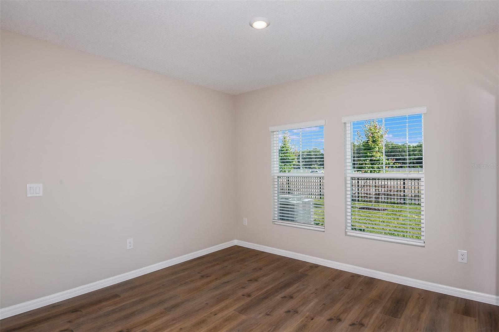 Single Family Residence at 33647 NOBLE CREEK PL, DADE CITY, photo 13 of 29