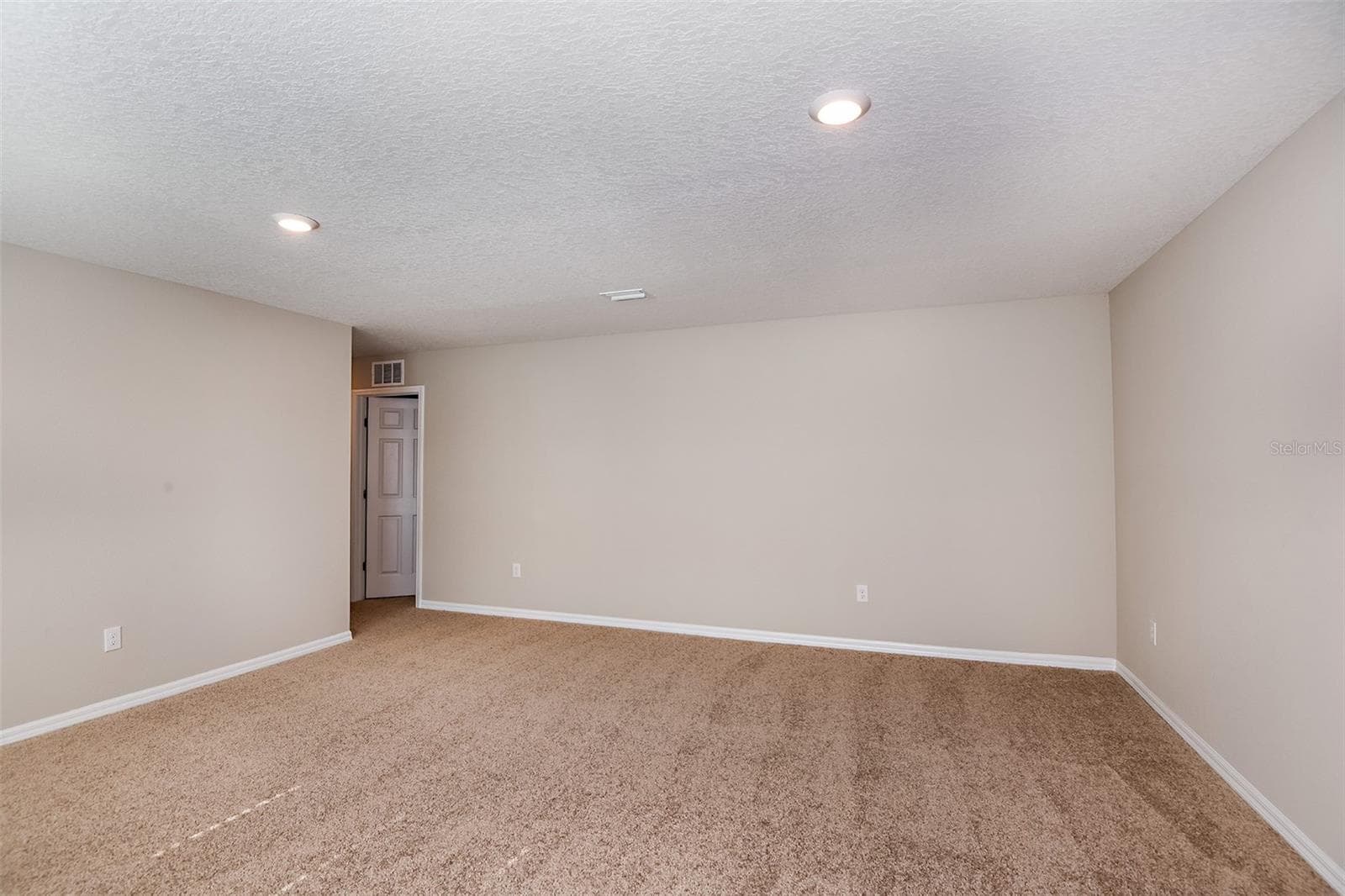 Single Family Residence at 33647 NOBLE CREEK PL, DADE CITY, photo 23 of 29