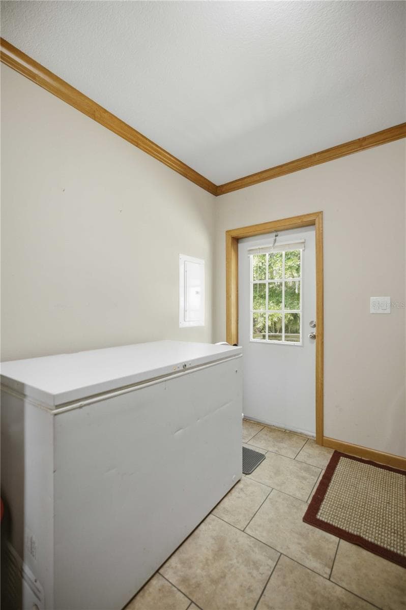 Manufactured Home at 8450 NW 15TH AVE, OCALA, photo 17 of 32