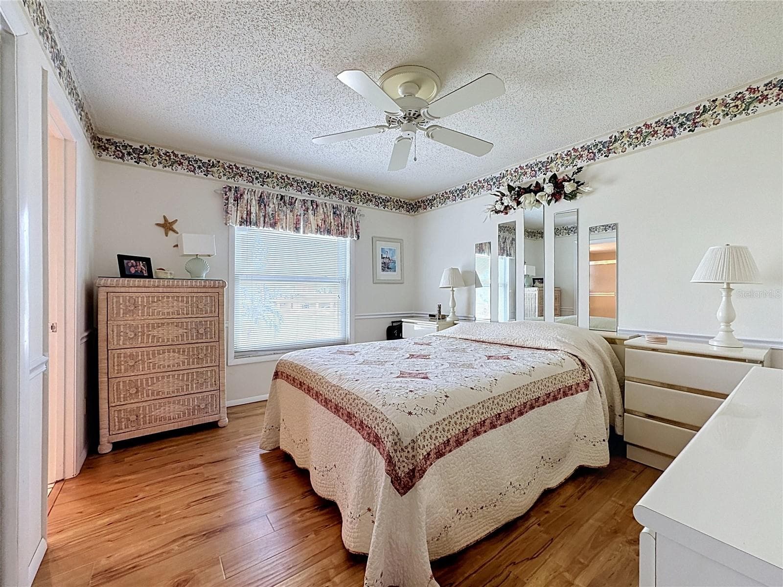 Condominium at 205 HIGHLAND AVE #3, BRADENTON BEACH, photo 19 of 43