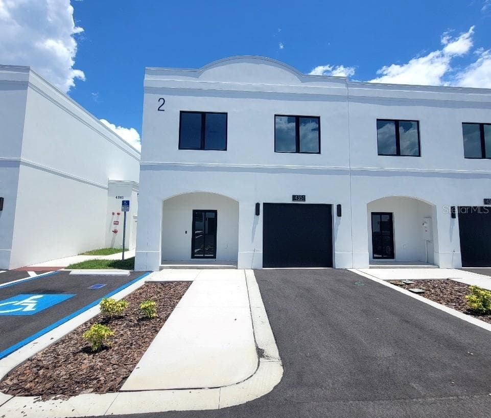 4351 CAMBIO GARDENS CT