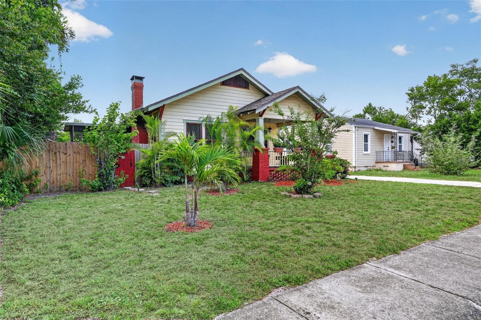 Single Family Residence at 2535 15TH AVE N, ST PETERSBURG, photo 3 of 32
