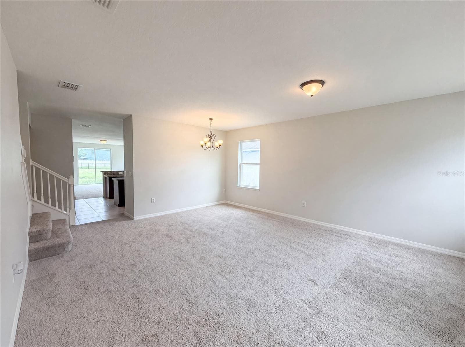 Single Family Residence at 4876 GRASSY KNOLL DR, TAVARES, photo 3 of 20