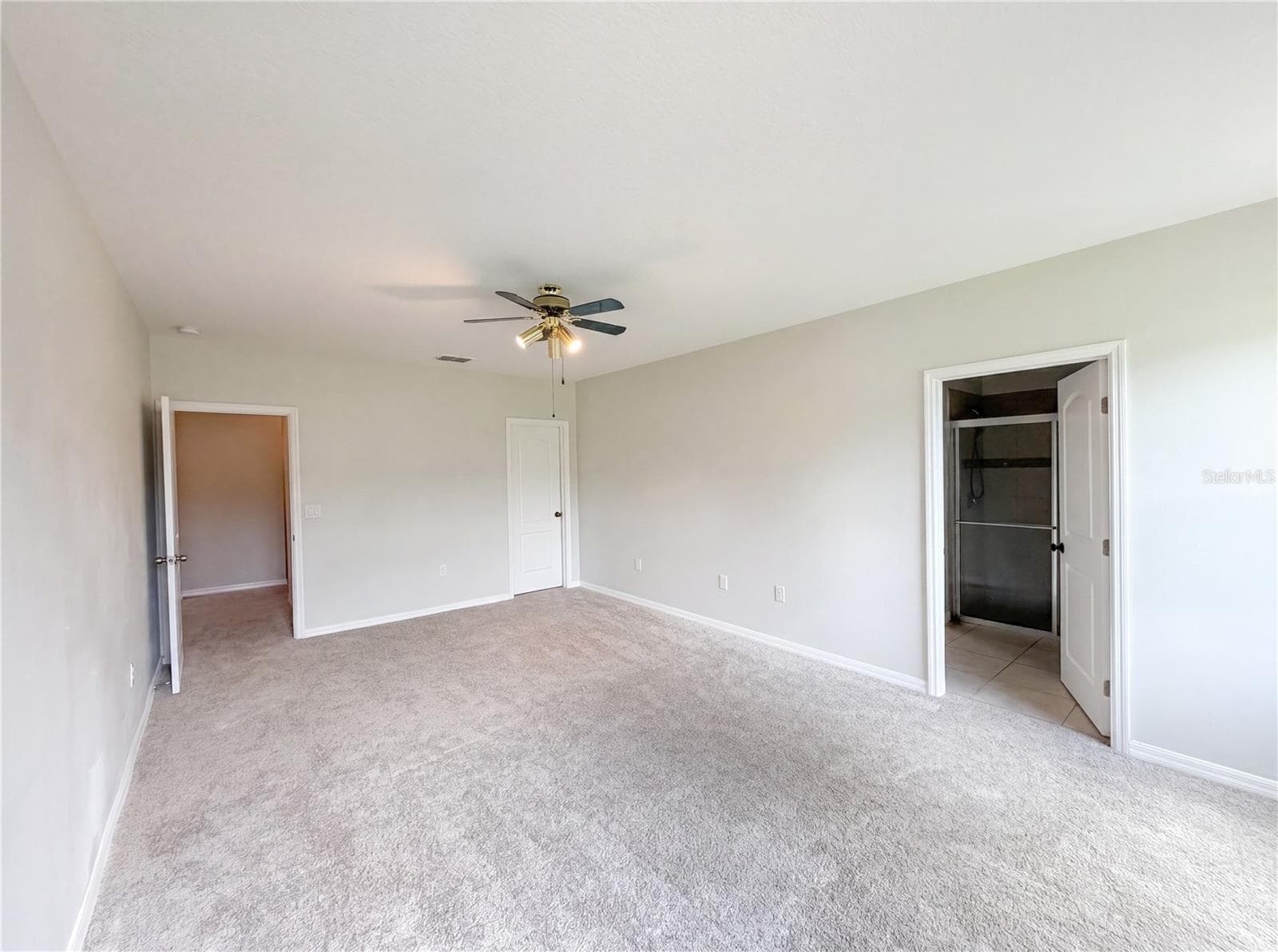 Single Family Residence at 4876 GRASSY KNOLL DR, TAVARES, photo 4 of 20