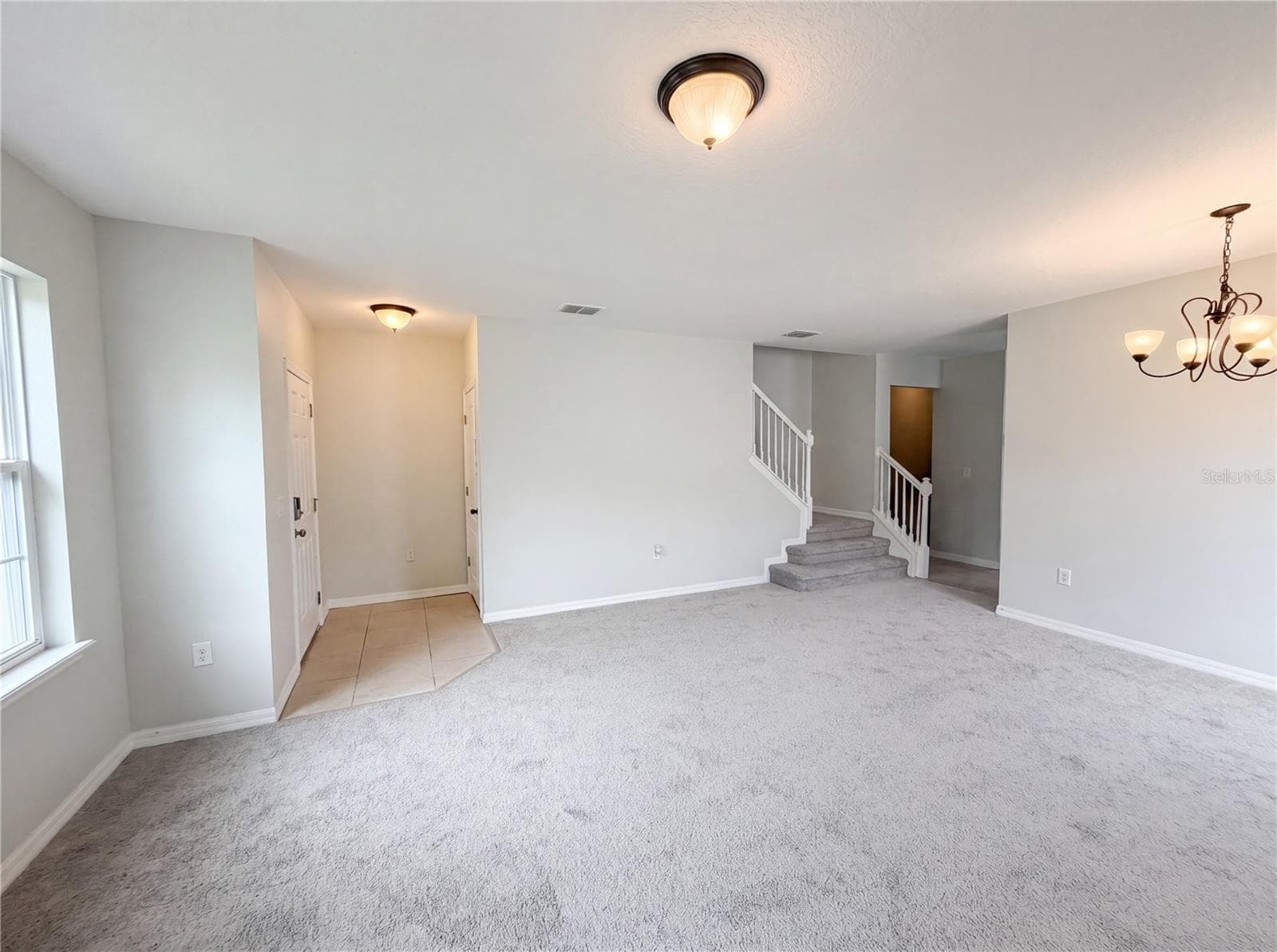 Single Family Residence at 4876 GRASSY KNOLL DR, TAVARES, photo 7 of 20