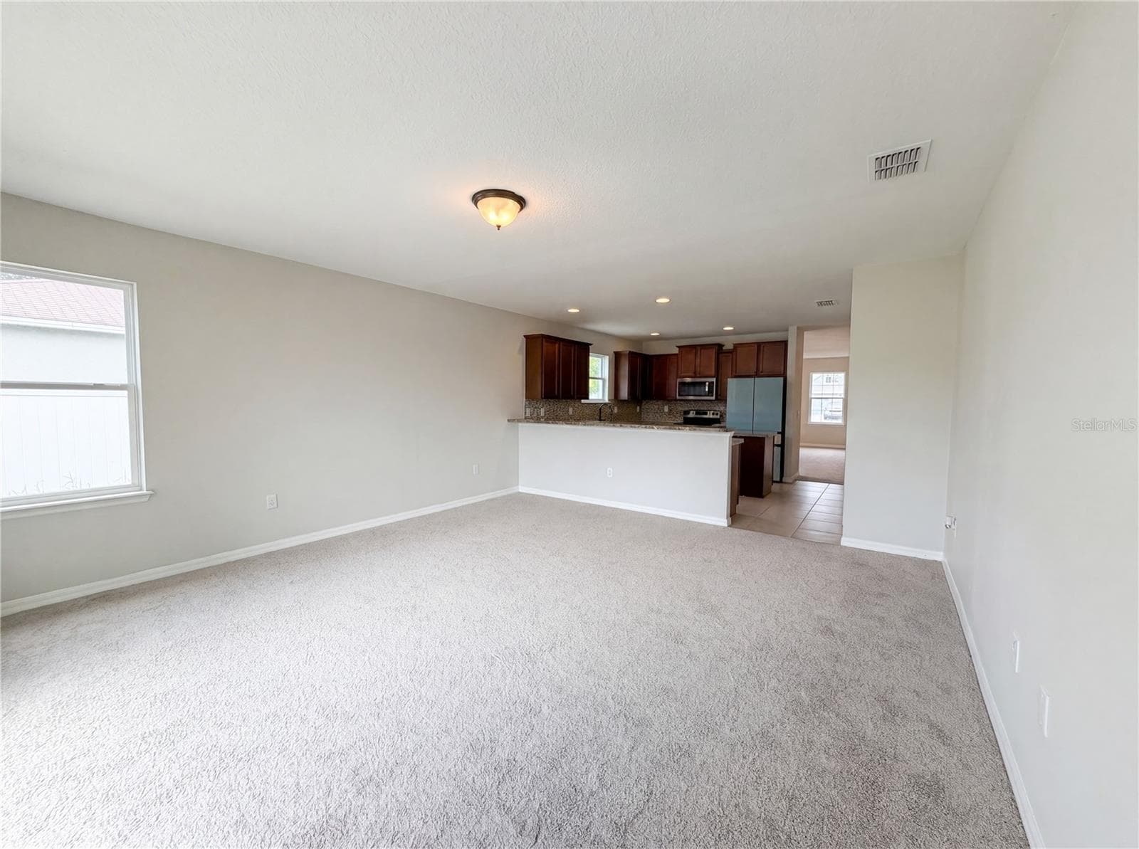 Single Family Residence at 4876 GRASSY KNOLL DR, TAVARES, photo 9 of 20