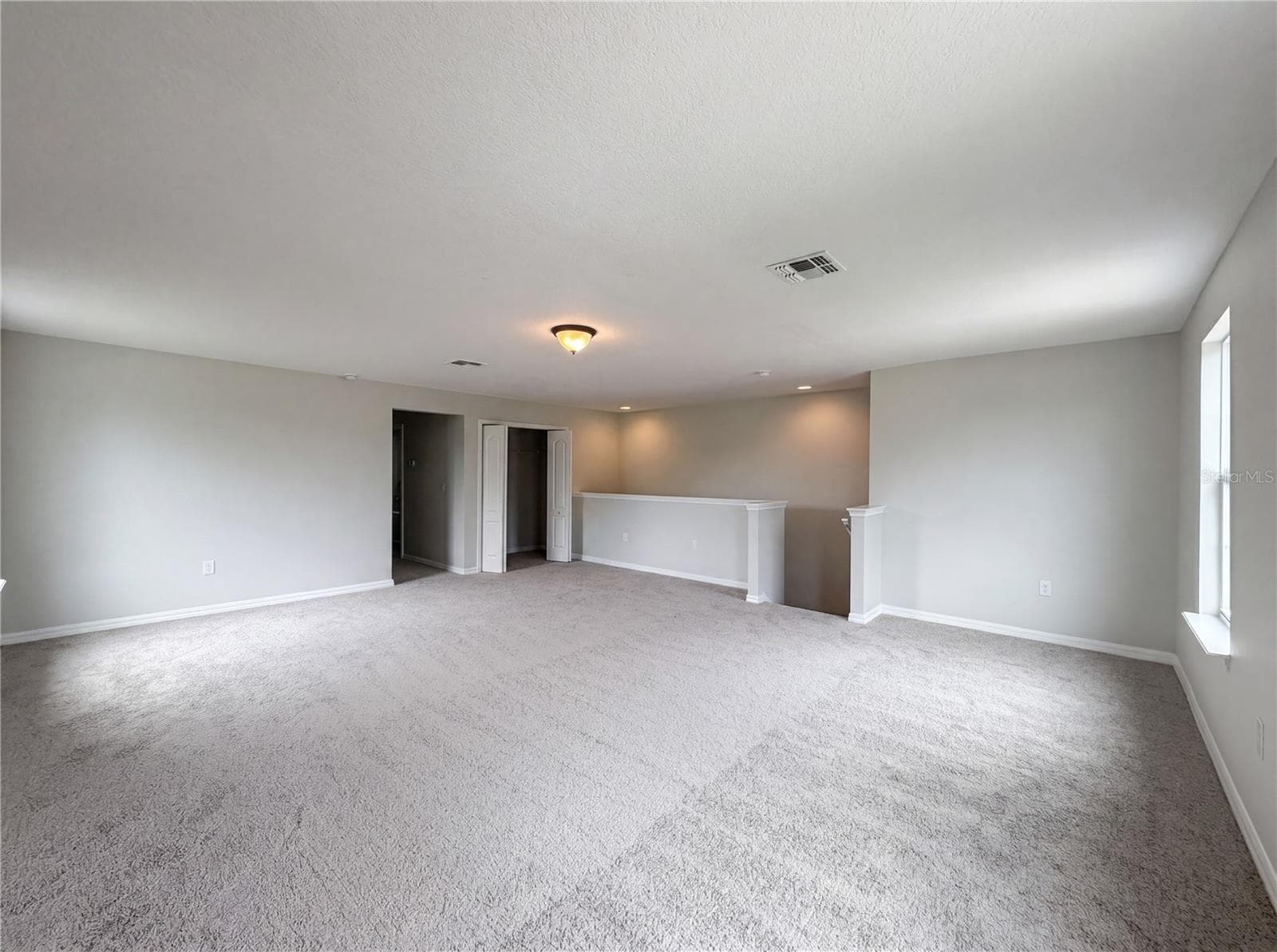 Single Family Residence at 4876 GRASSY KNOLL DR, TAVARES, photo 13 of 20