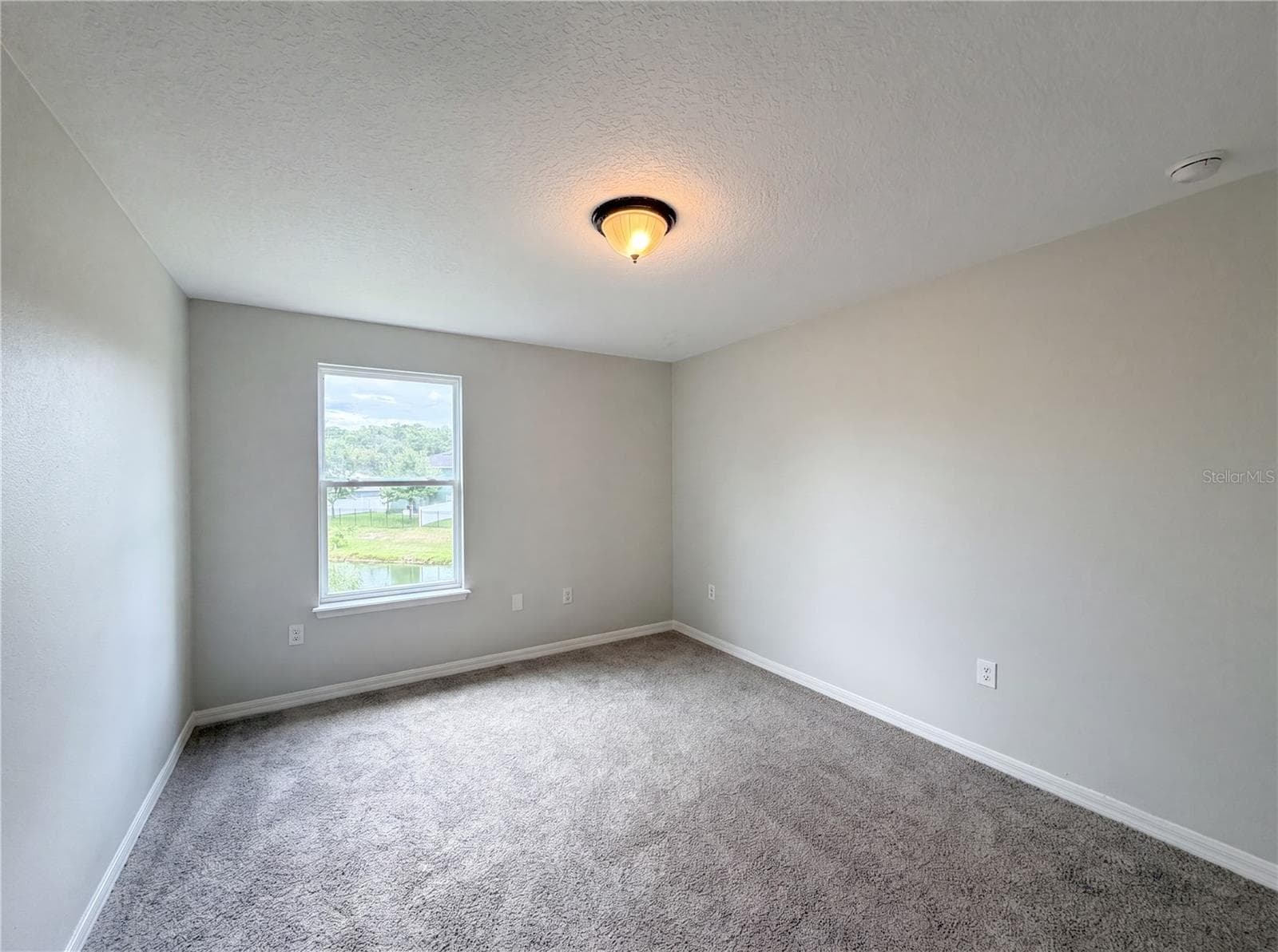 Single Family Residence at 4876 GRASSY KNOLL DR, TAVARES, photo 17 of 20