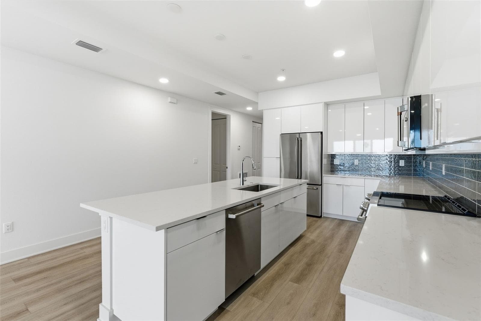 Condominium at 400 150TH AVE #305, MADEIRA BEACH, photo 10 of 71