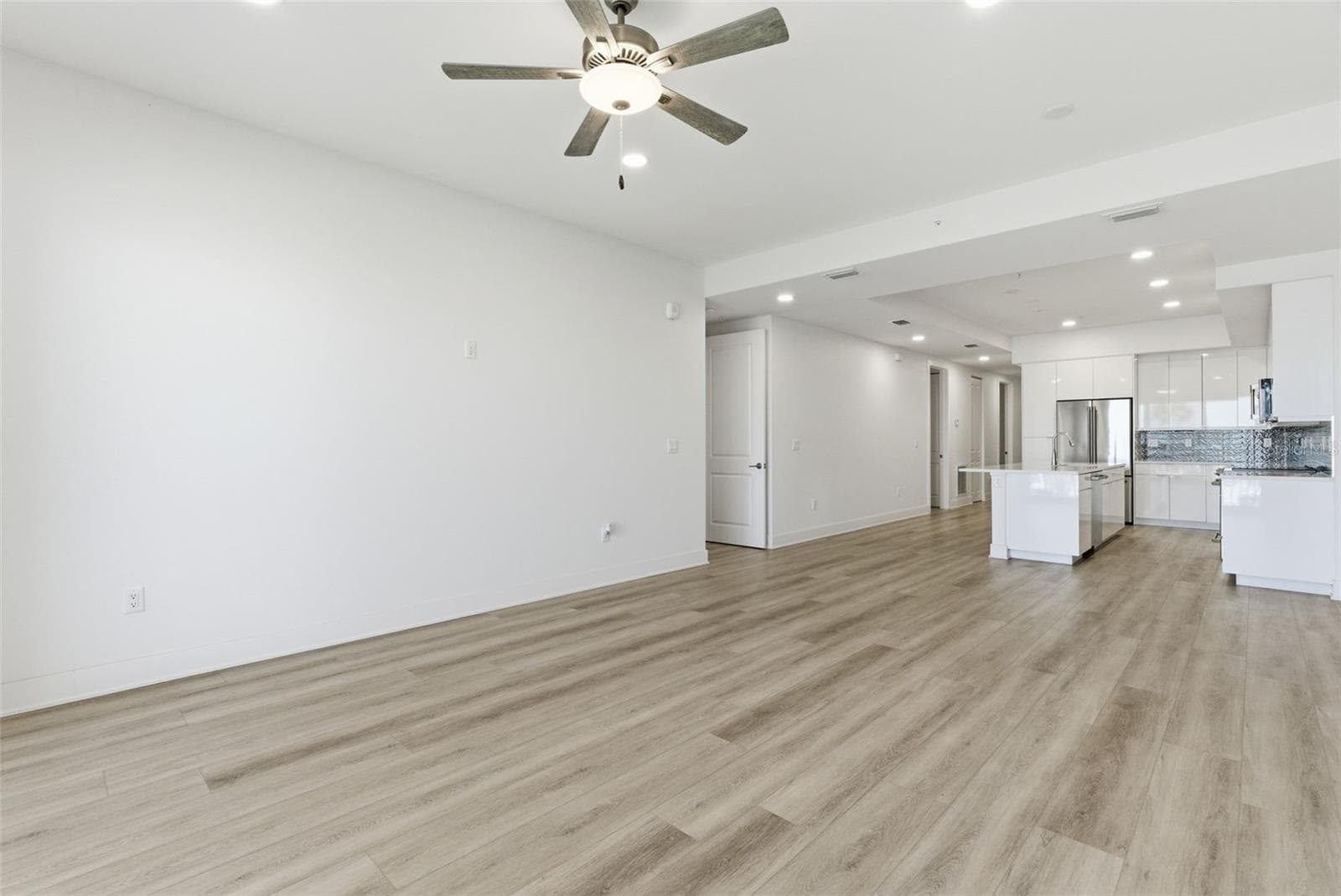 Condominium at 400 150TH AVE #305, MADEIRA BEACH, photo 19 of 71