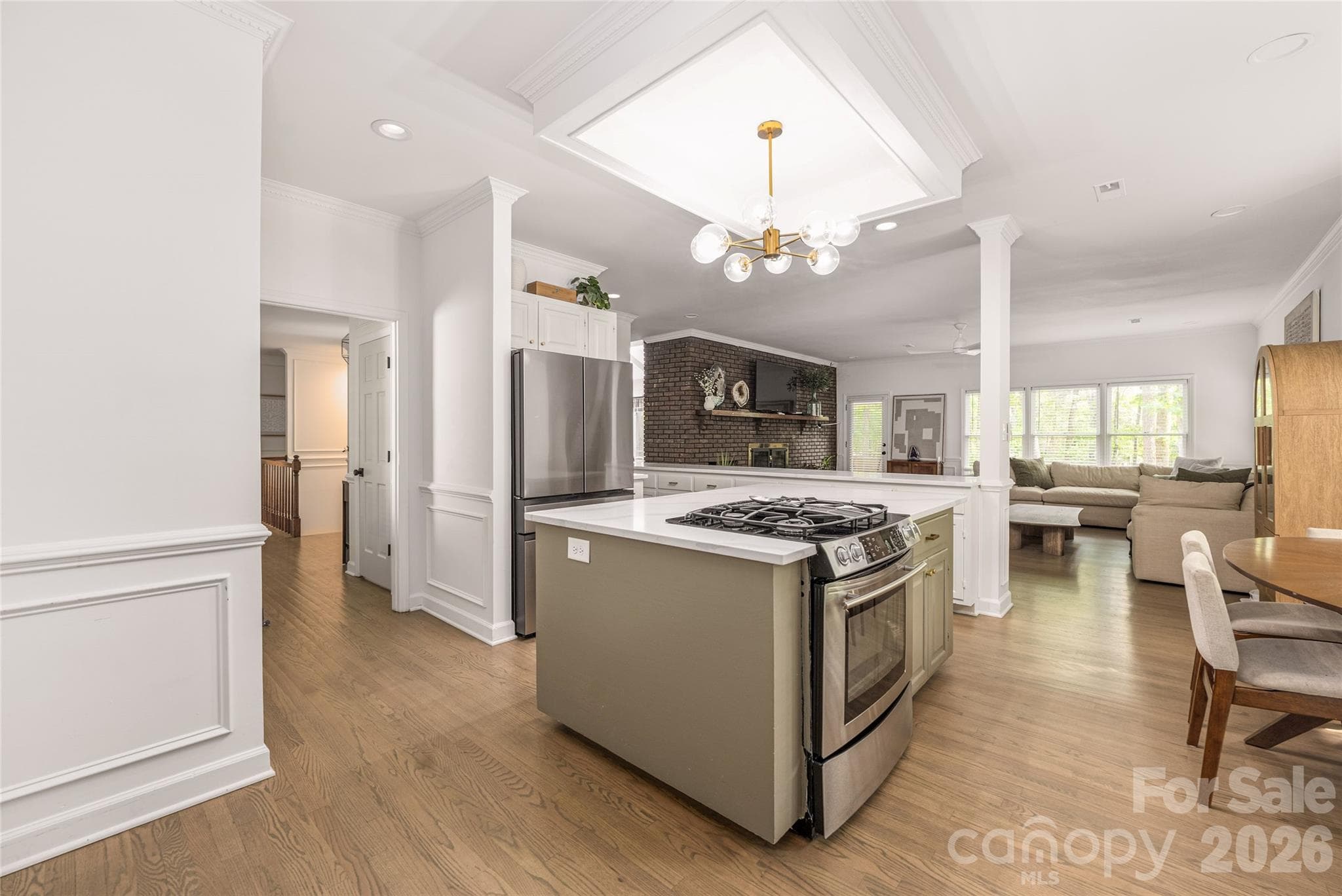 Single Family Residence at 1800 Chestnut Lane, Matthews, photo 12 of 48