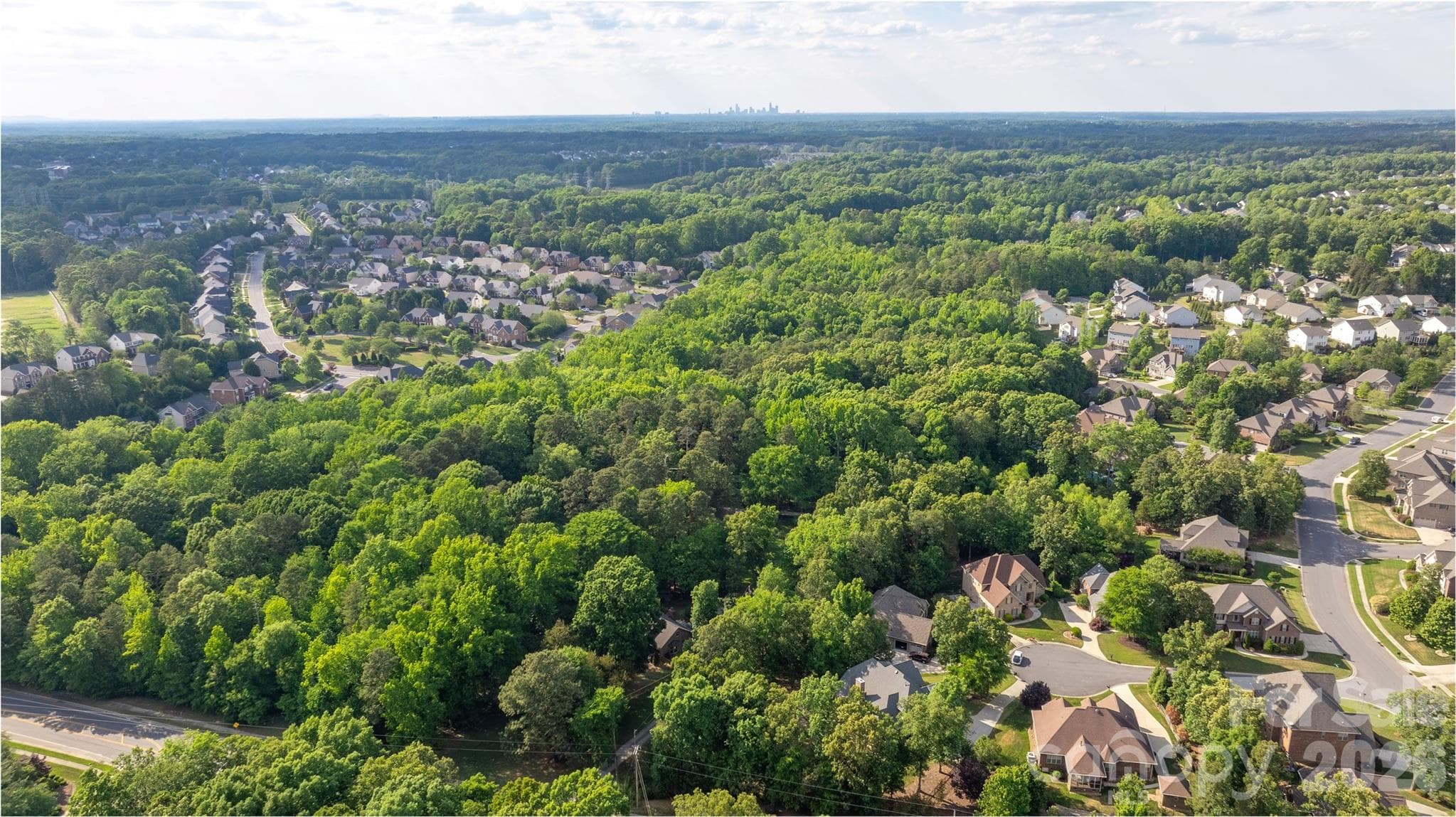 Ultimate privacy with easy access to the city - 1800 Chestnut Lane, Matthews