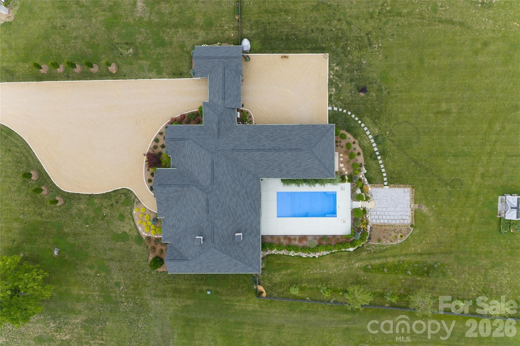 Aerial perspective highlights the pool, outdoor living areas, and estate layout. - 23 Benton Farms Lane, Horse Shoe