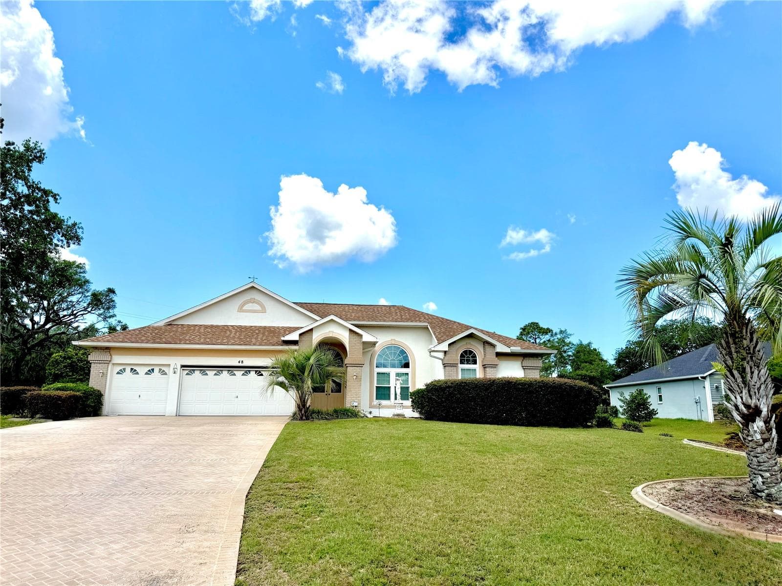 Single Family Residence at 48 N CRYSTAL MEADOW PATH, LECANTO, photo 2 of 21