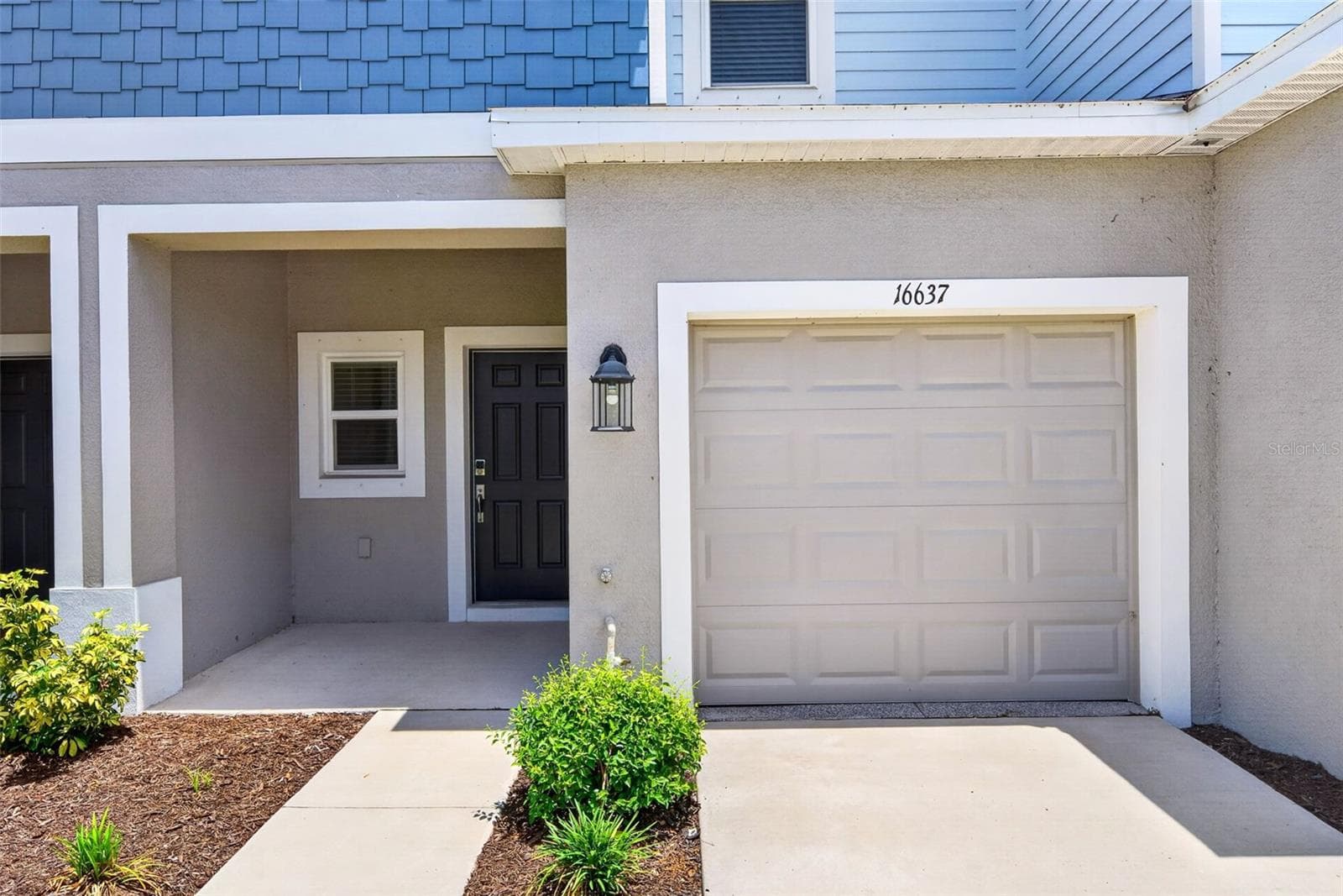 Townhouse at 16637 BERGAMO PL, BRADENTON, photo 3 of 39