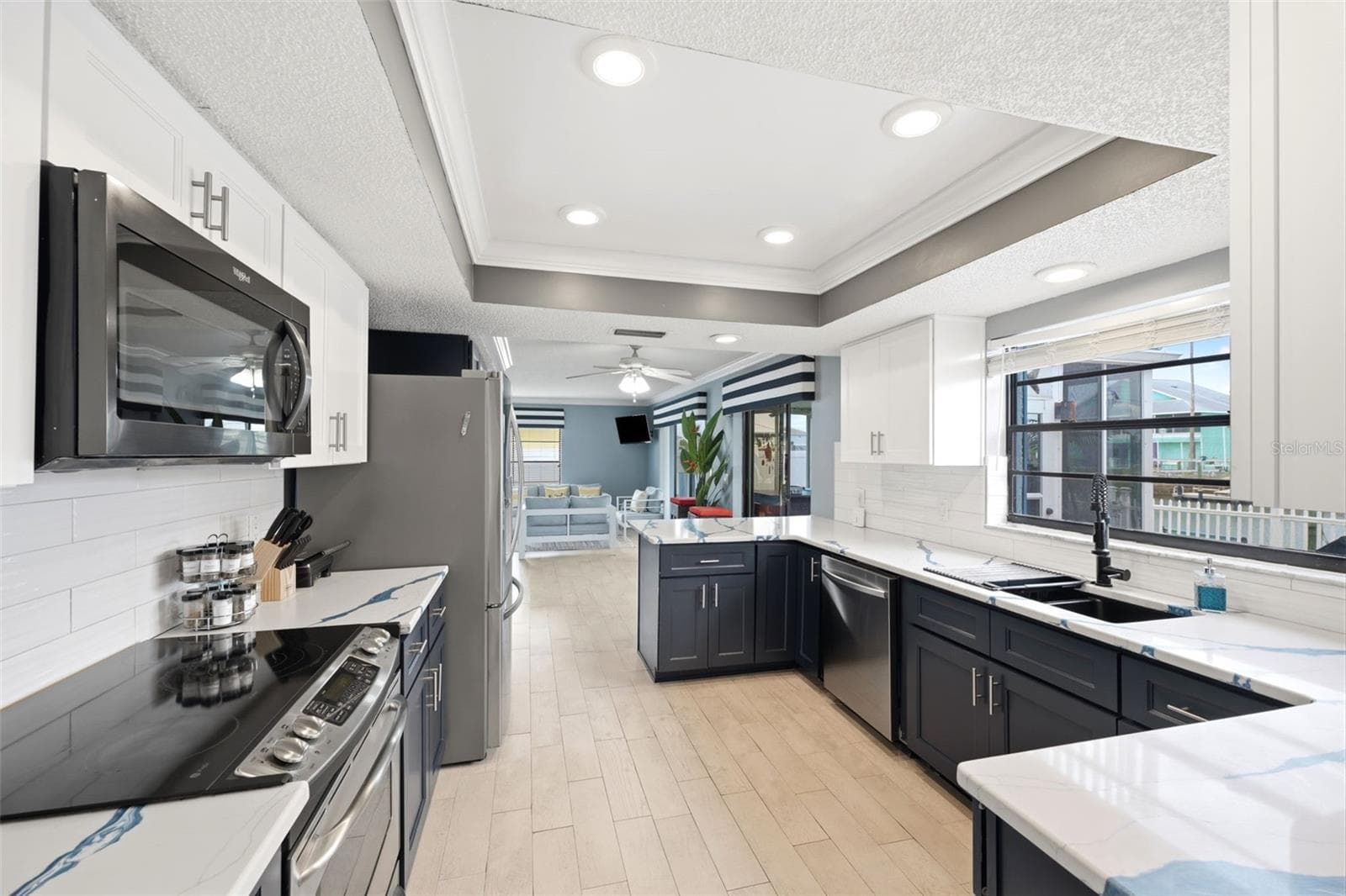 Kitchen - 4262 PARADISE CIR, HERNANDO BEACH