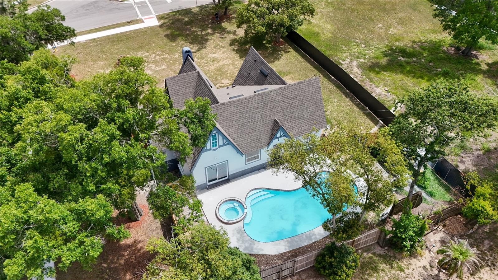 Single Family Residence at 1326 EAST AVE, CLERMONT, photo 26 of 32