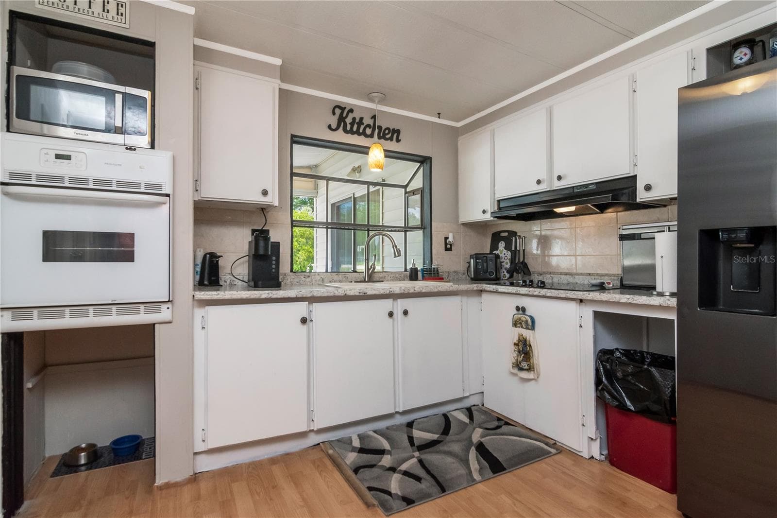 Manufactured Home at 39219 OLA AVE, ZEPHYRHILLS, photo 8 of 36