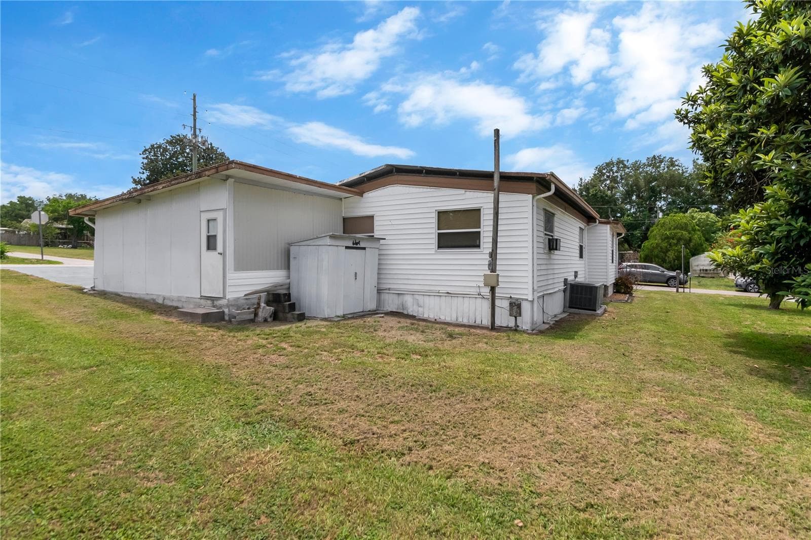 Manufactured Home at 39219 OLA AVE, ZEPHYRHILLS, photo 34 of 36