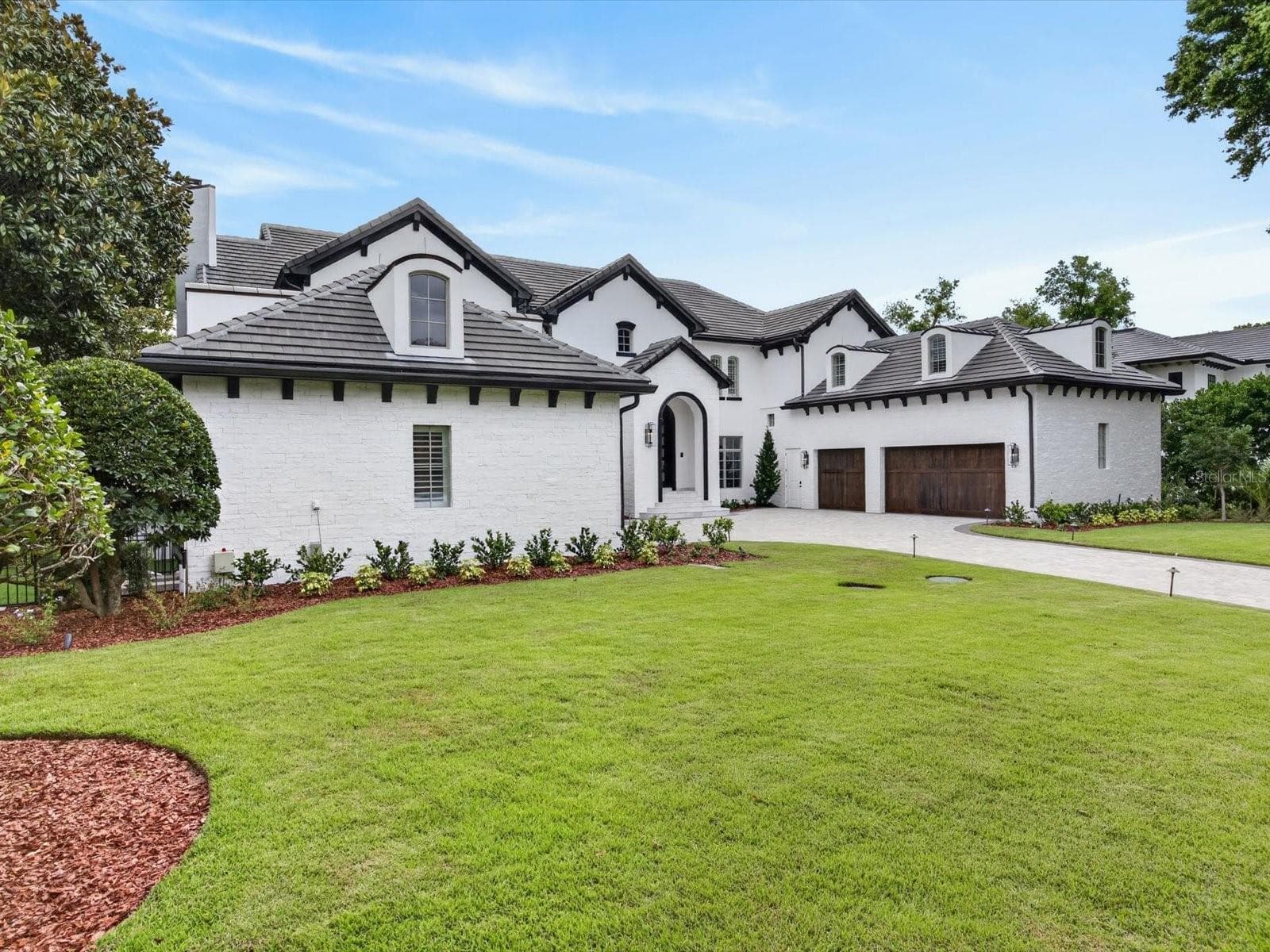 Single Family Residence at 9832 LAUREL VALLEY DR, WINDERMERE, photo 3 of 98