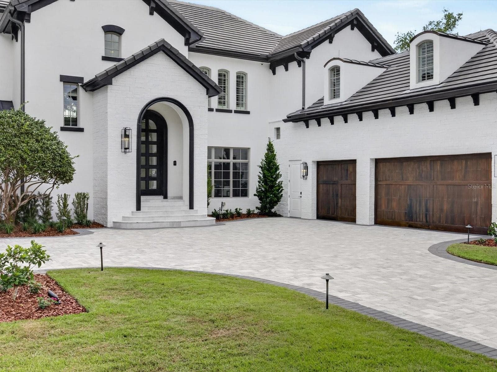 Single Family Residence at 9832 LAUREL VALLEY DR, WINDERMERE, photo 4 of 98