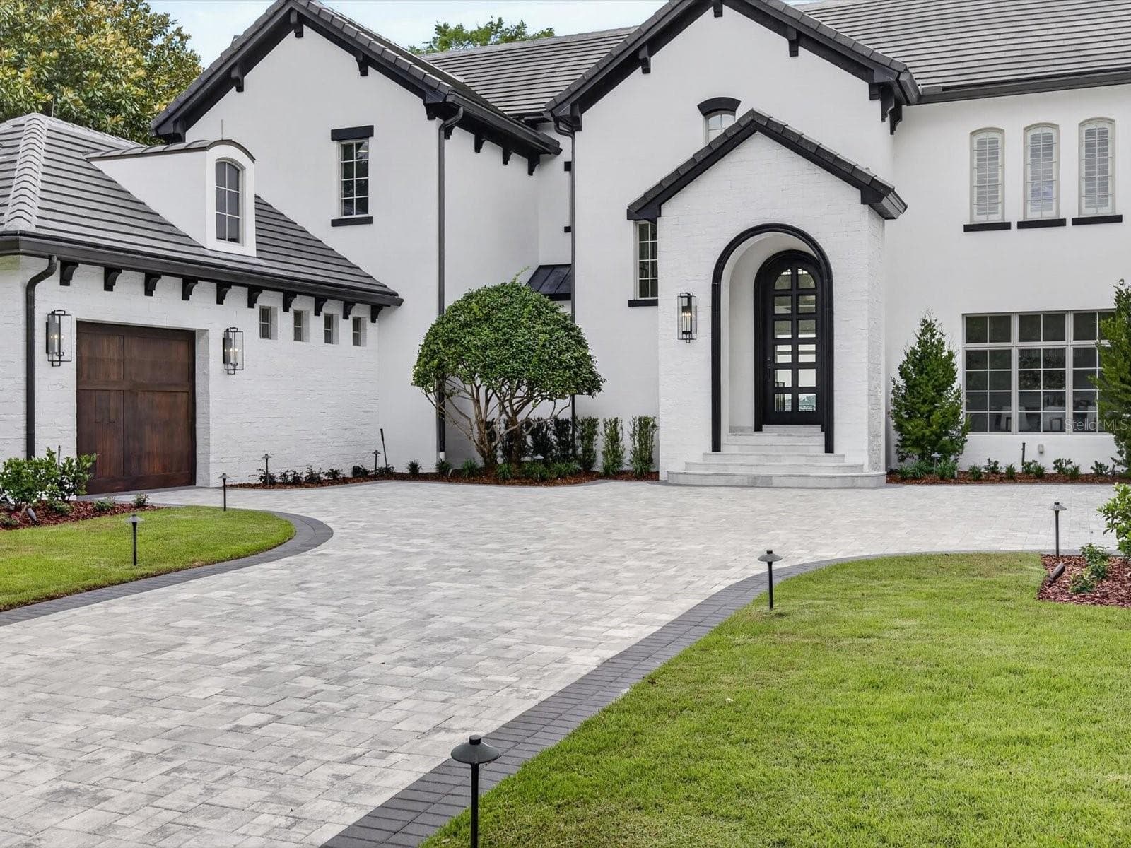 Single Family Residence at 9832 LAUREL VALLEY DR, WINDERMERE, photo 5 of 98