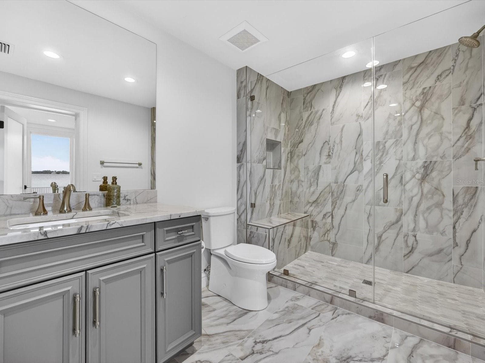 Single Family Residence at 9832 LAUREL VALLEY DR, WINDERMERE, photo 89 of 98