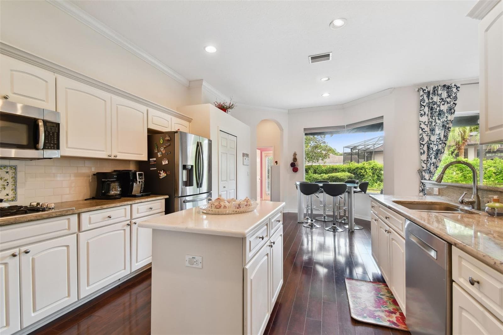 Single Family Residence at 10502 CASTLEFORD WAY, TAMPA, photo 10 of 41