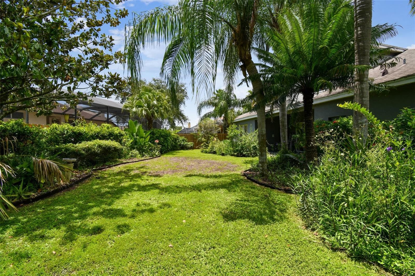 Single Family Residence at 10502 CASTLEFORD WAY, TAMPA, photo 38 of 41
