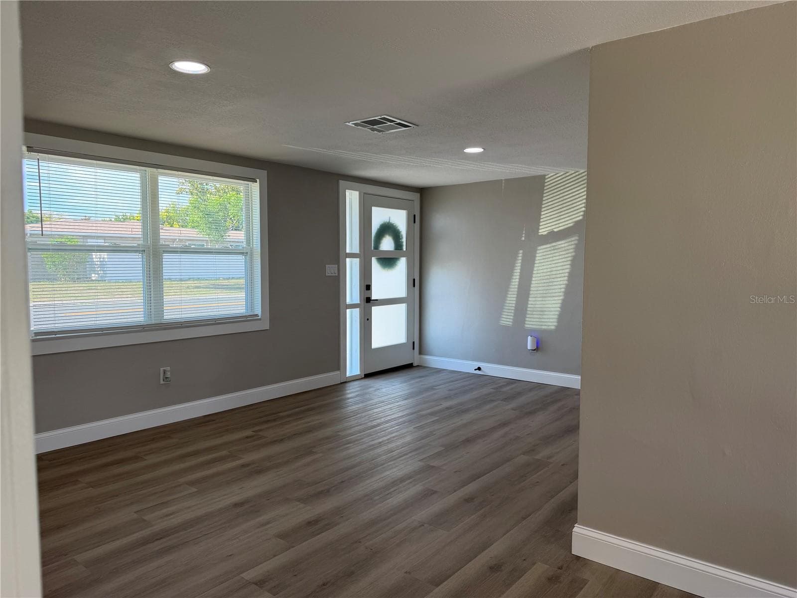 Living Room - 7220 FOX HOLLOW DR, PORT RICHEY