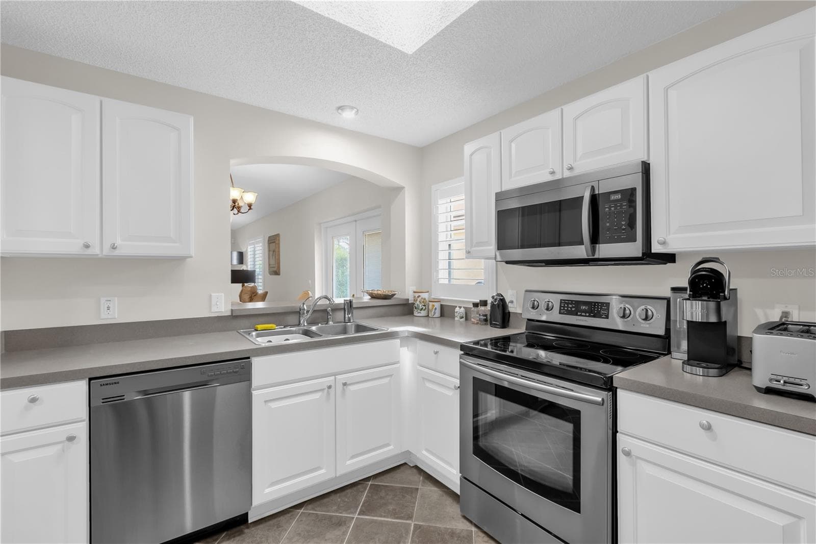 Villa at 1214 SAN BERNARDO RD, THE VILLAGES, photo 14 of 40