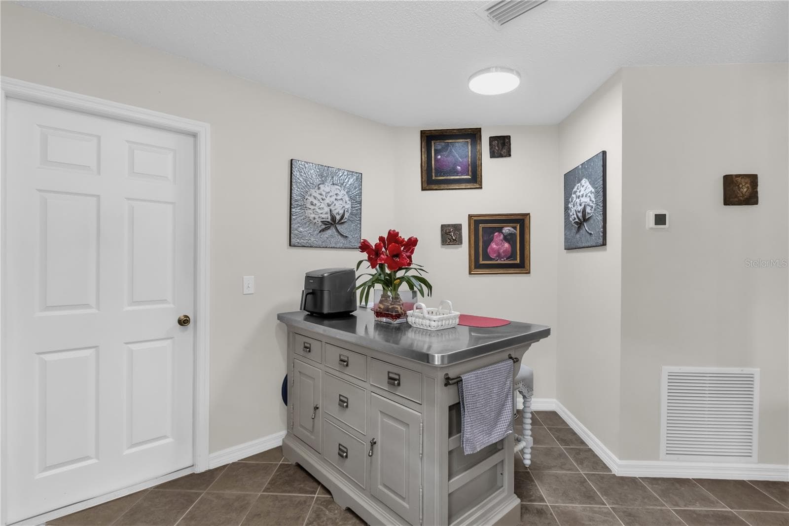 Villa at 1214 SAN BERNARDO RD, THE VILLAGES, photo 15 of 40