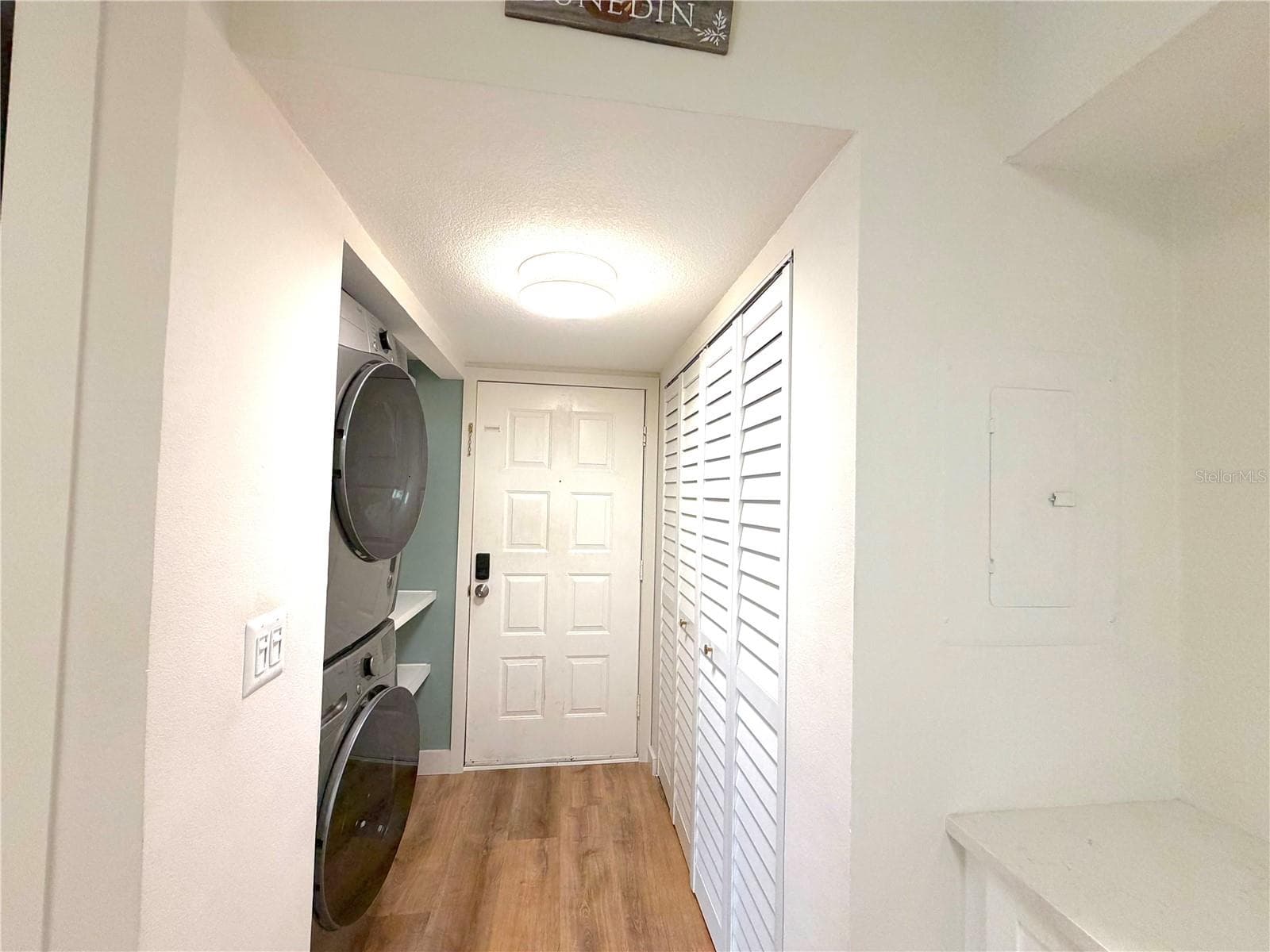 Condominium at 2067 HUNTERS GLEN DR #312, DUNEDIN, photo 3 of 43