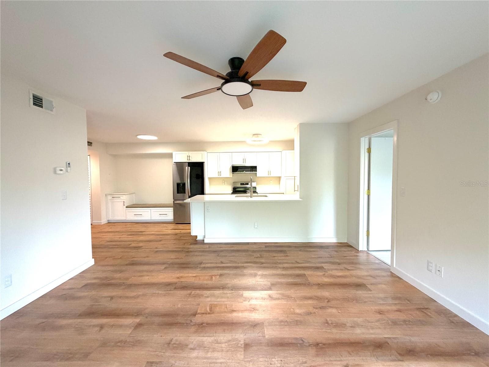 Condominium at 2067 HUNTERS GLEN DR #312, DUNEDIN, photo 9 of 43