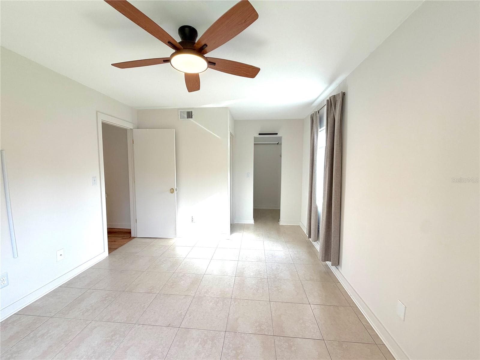 Primary bedroom - 2067 HUNTERS GLEN DR #312, DUNEDIN