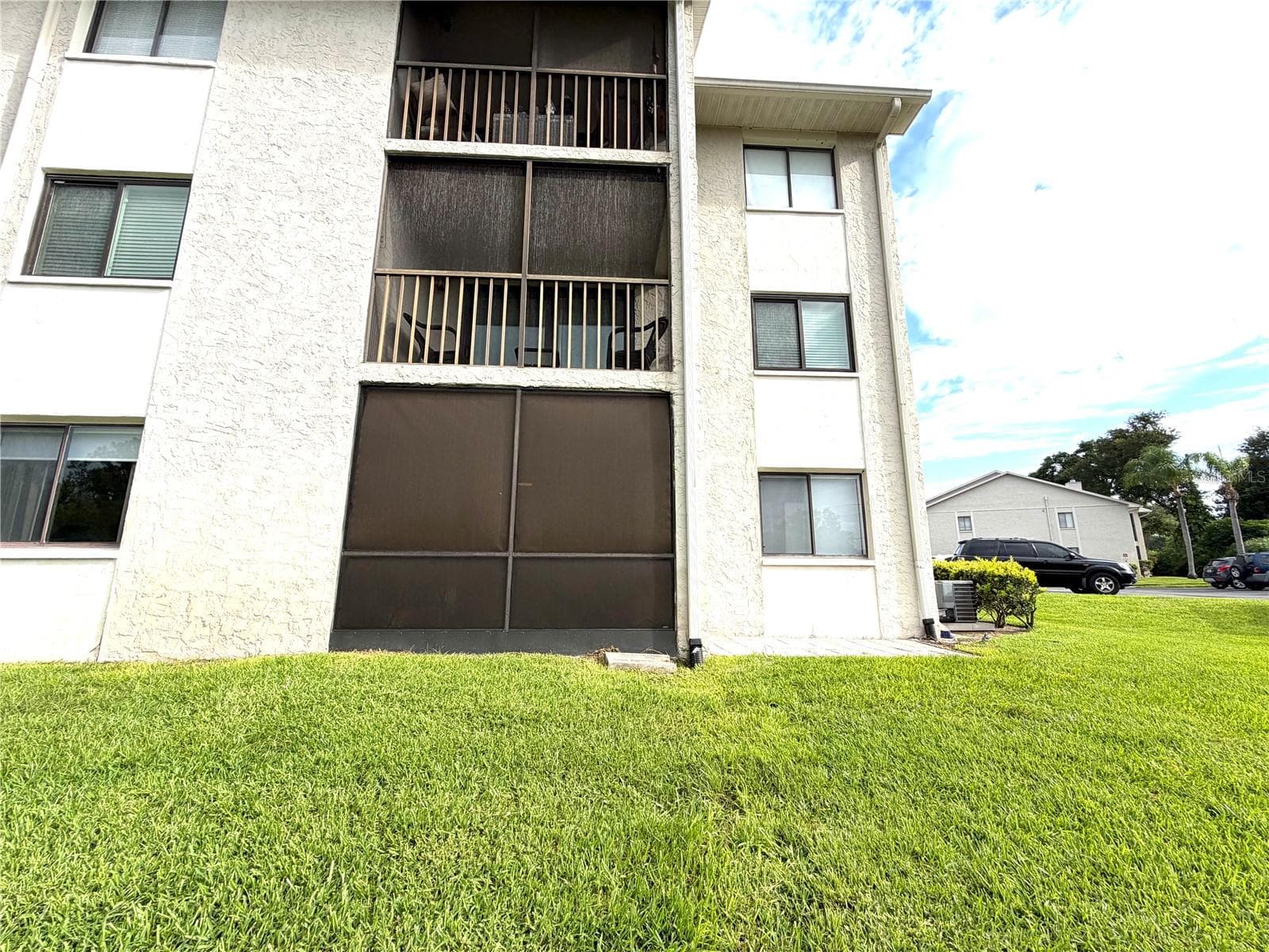 Condominium at 2067 HUNTERS GLEN DR #312, DUNEDIN, photo 41 of 43