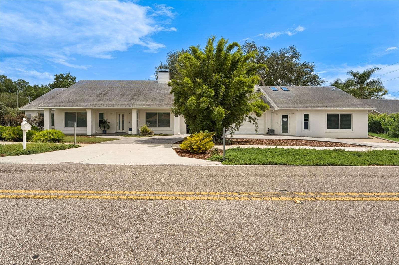 Front of home - 4404 SIMMONS RD, ORLANDO