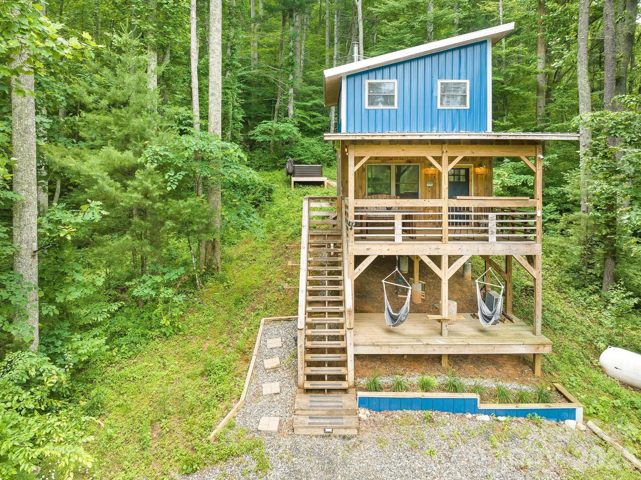 Site Built Cabin on 20 Acres! - Marshall