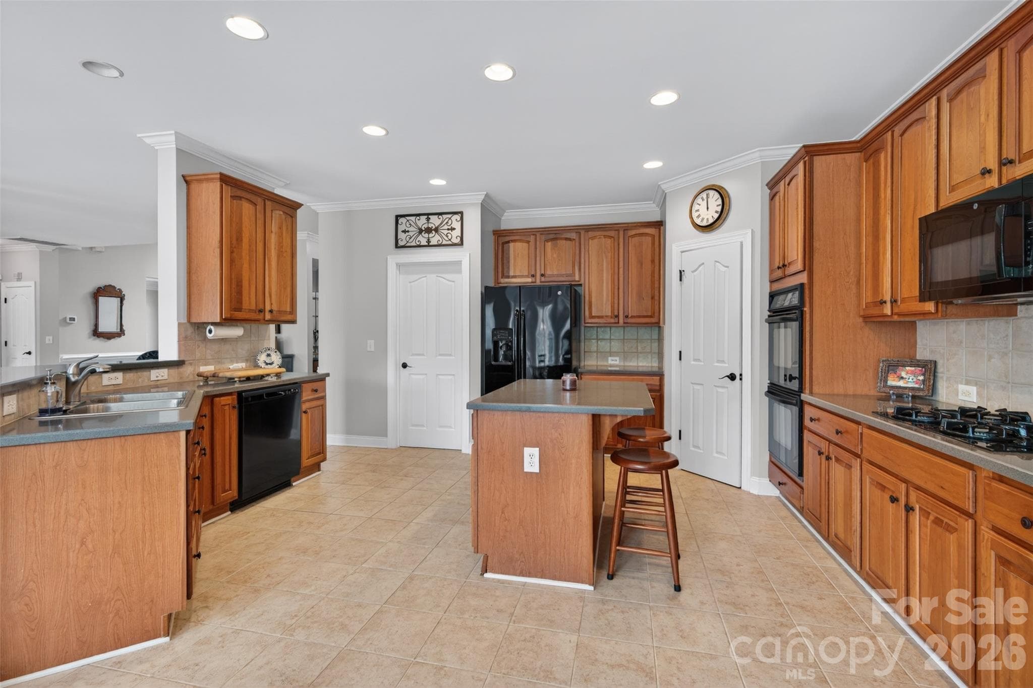 kitchen - 1900 Crestgate Drive, Waxhaw