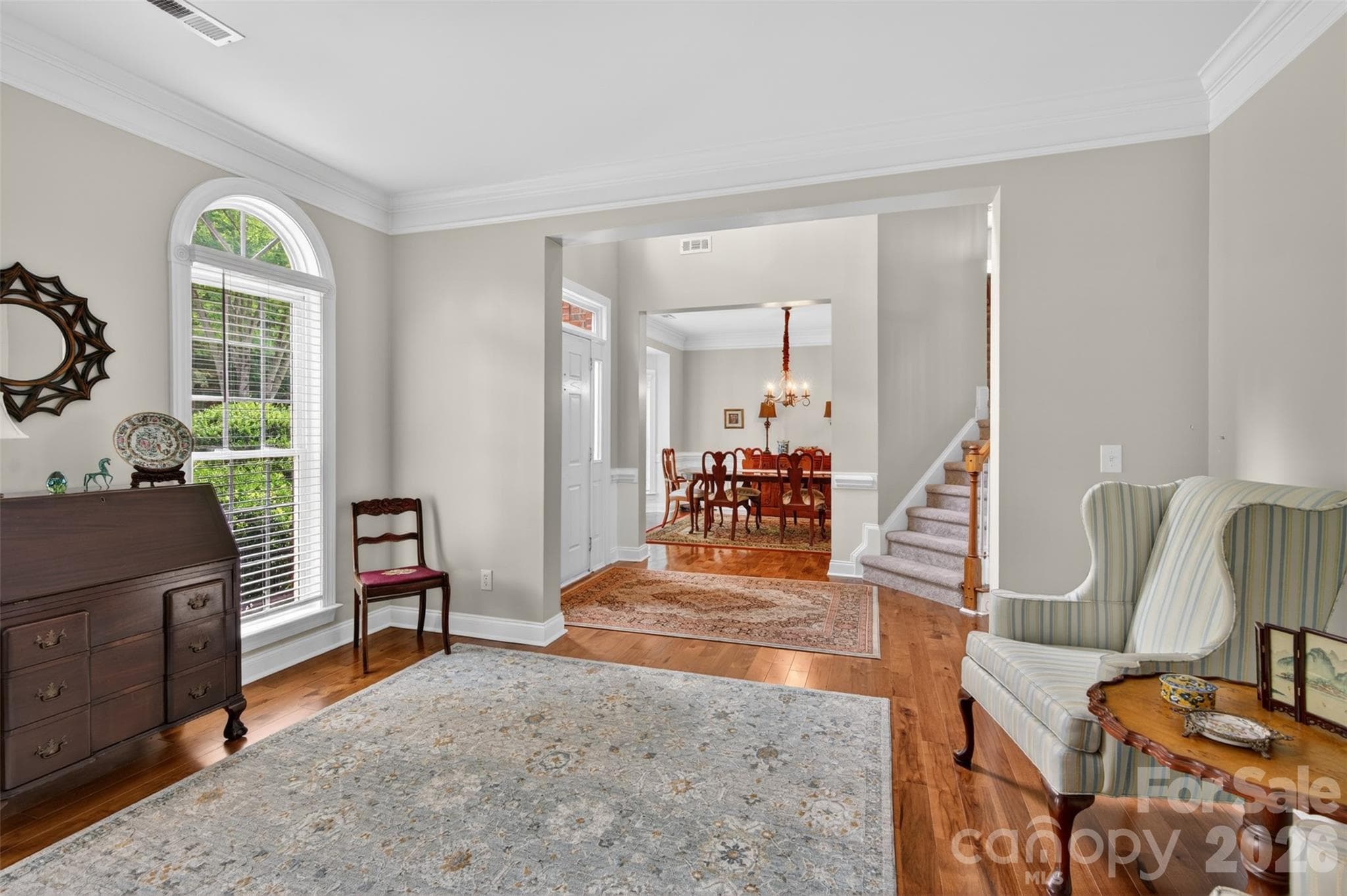 living room - 1900 Crestgate Drive, Waxhaw