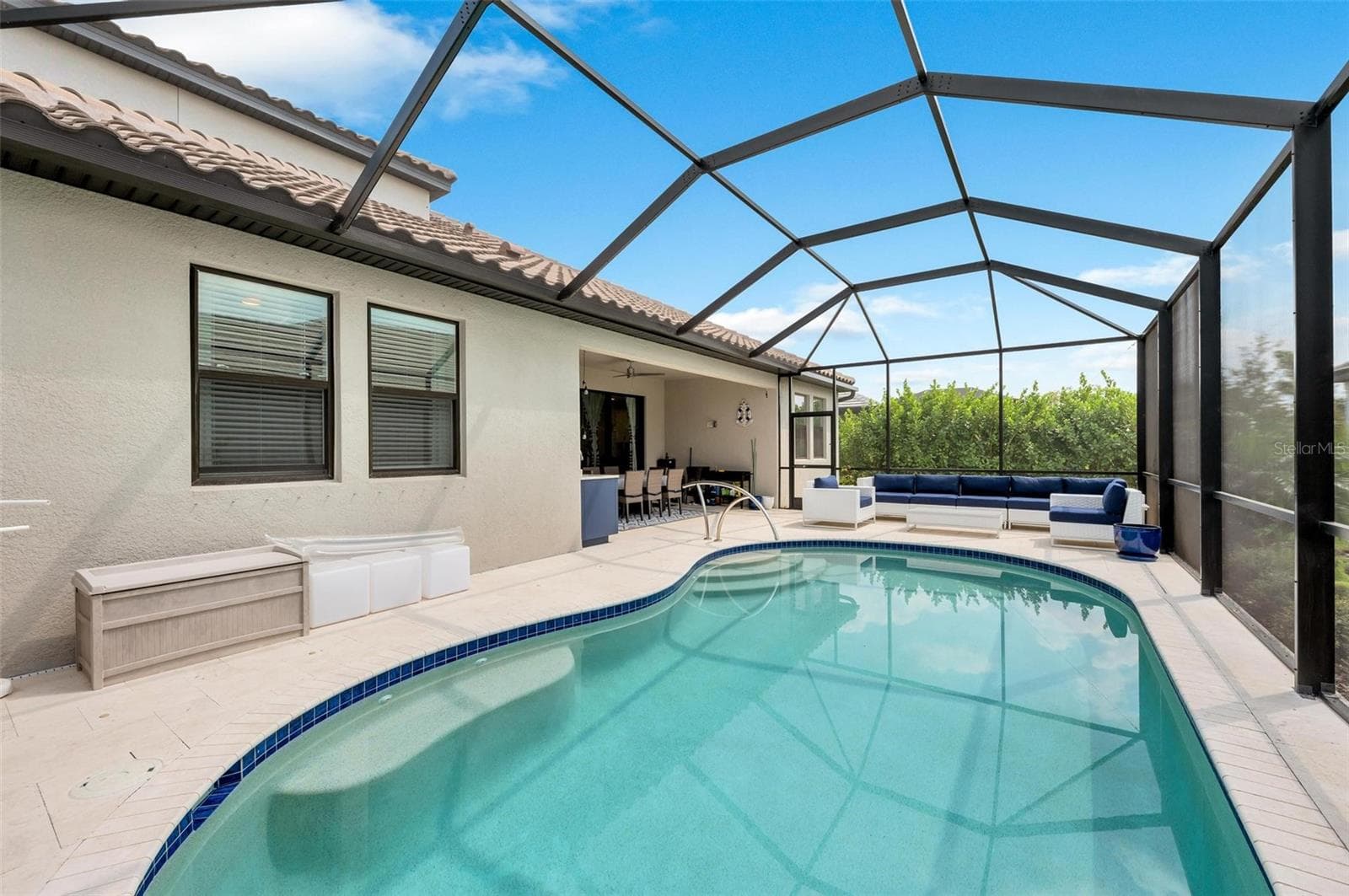 Single Family Residence at 2028 WOODLEAF HAMMOCK CT, BRADENTON, photo 6 of 38