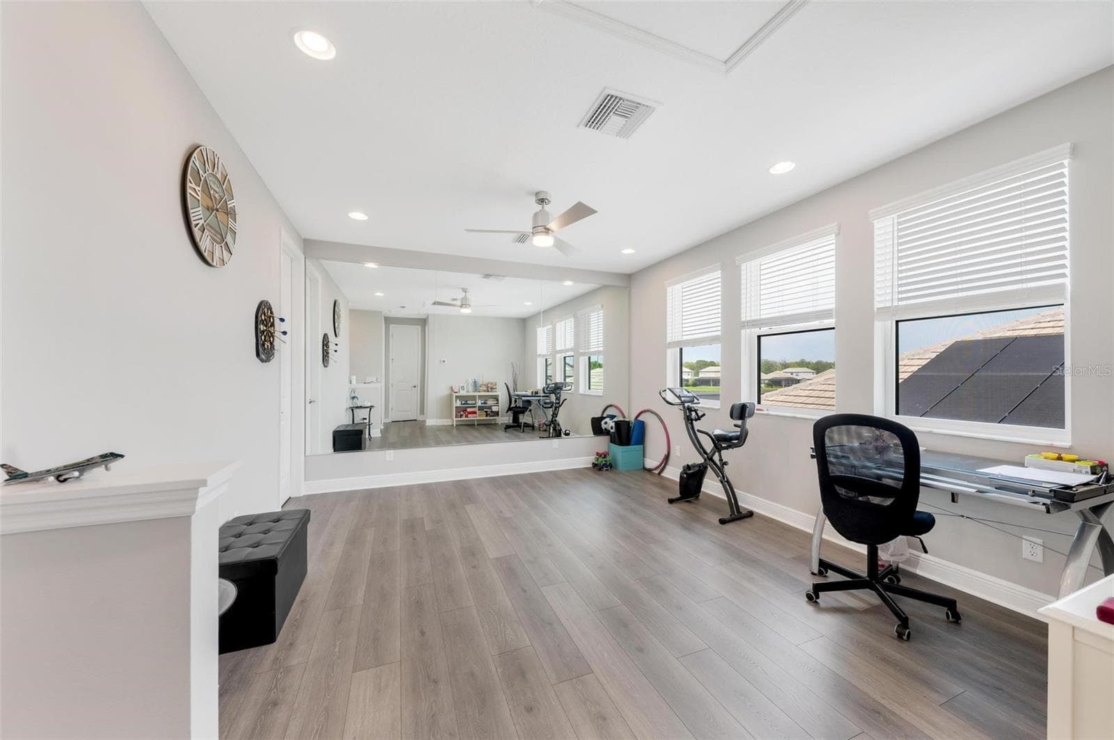 Single Family Residence at 2028 WOODLEAF HAMMOCK CT, BRADENTON, photo 29 of 38