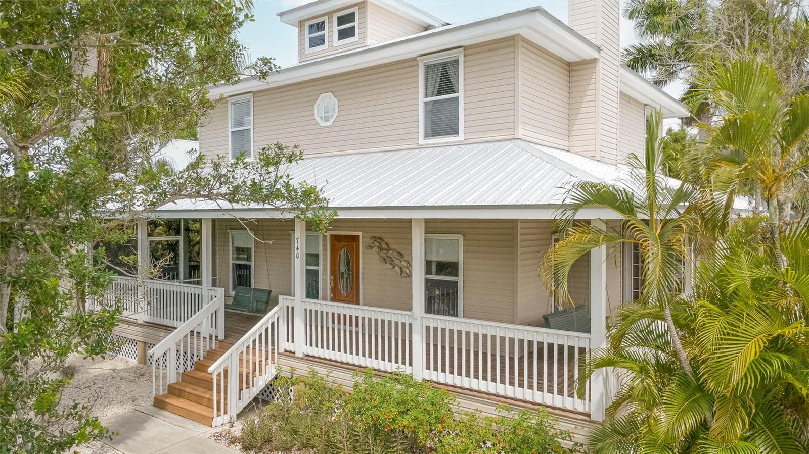 Single Family Residence at 740 W VIRGINIA AVE, PUNTA GORDA, photo 2 of 34