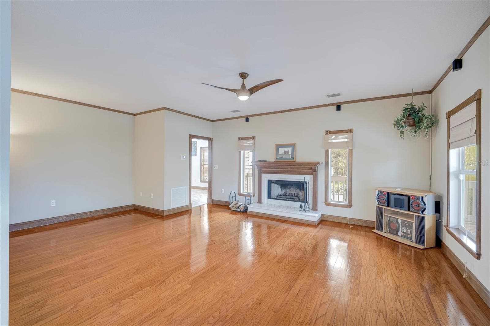 Single Family Residence at 740 W VIRGINIA AVE, PUNTA GORDA, photo 3 of 34