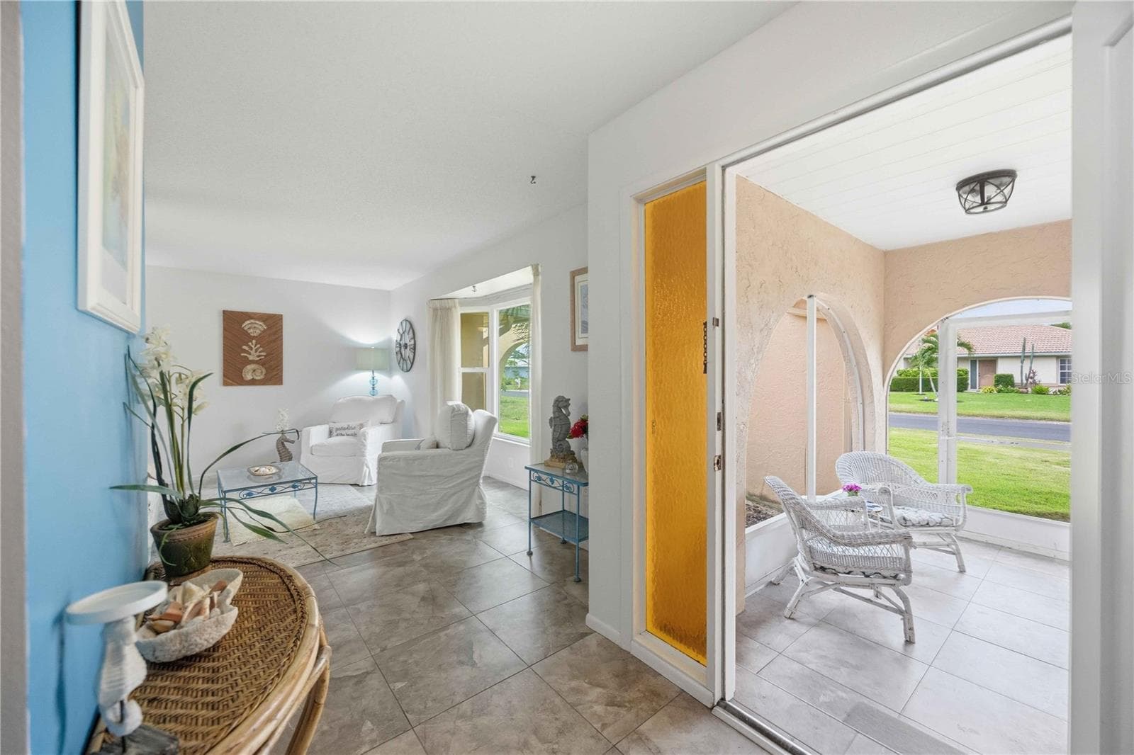 Entry - 119 VAN DYCK DR, NOKOMIS
